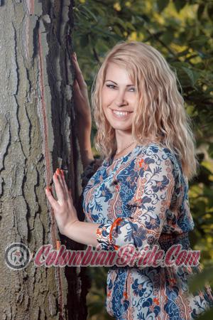 165301 - Elena Age: 40 - Ukraine