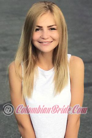 181106 - Irina Age: 25 - Ukraine