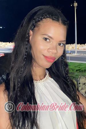 211540 - Liliana Age: 28 - Colombia