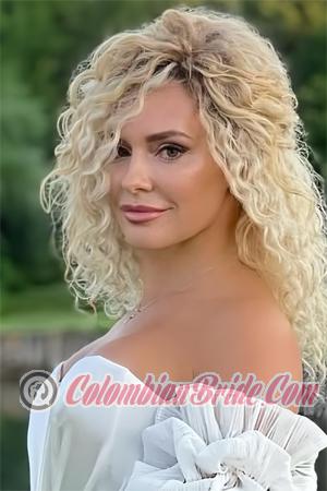 222273 - Victoria Age: 52 - Ukraine